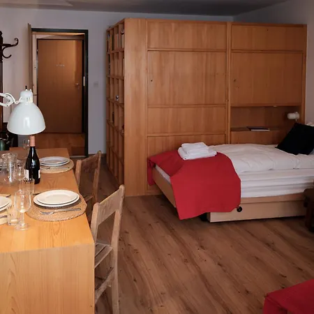 Silence-5 By Interhome